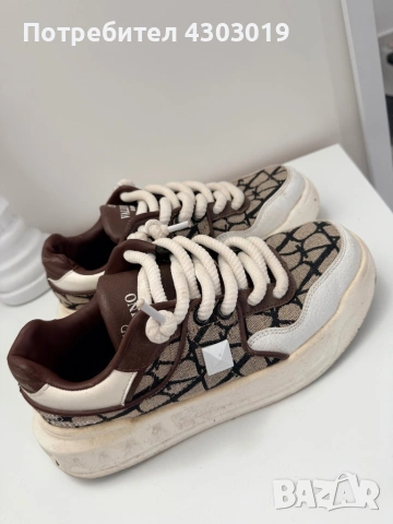 Маратонки Валентино номер 41, снимка 3 - Маратонки - 53085977