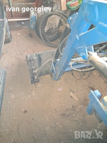 Продавам трактор Митсубиши 25 к.с с челен товарач,с отваряема кофа, снимка 2 - Селскостопанска техника - 53434377