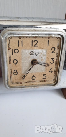 Стар механичен будилник, снимка 2 - Антикварни и старинни предмети - 54040640