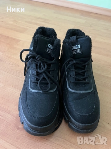 Комплект обувки, снимка 2 - Маратонки - 52613460