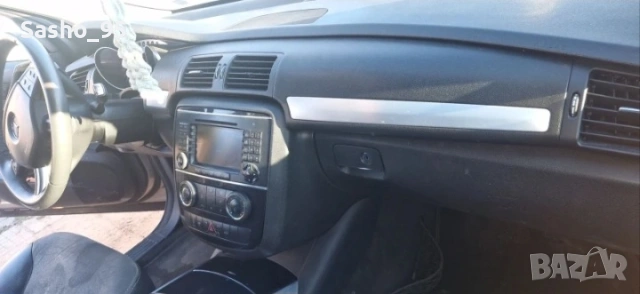 Mercedes-Benz R320, снимка 11 - Автомобили и джипове - 53661217