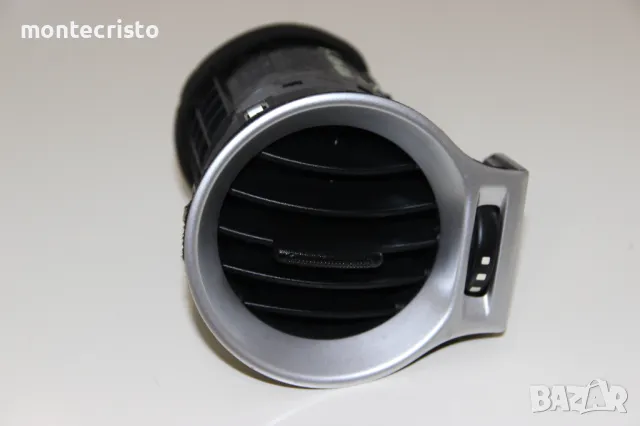 Десен въздуховод Renault Koleos (2008-2011г.) дясна розетка парно арматурно табло 68760JY00A, снимка 2 - Части - 50146274