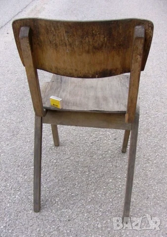 Оригинал Български Дървен СТОЛ 42x50x82 см тип профилен Седалка с Облегалка Колекция Столове БАРТЕР, снимка 2 - Столове - 51099369