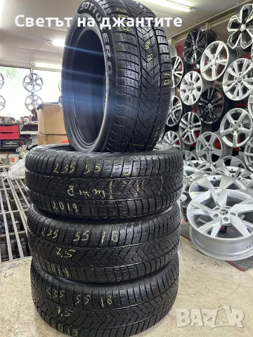 Гуми зимни 235/55/18 4 броя Pirelli 8 мм Грайфер , снимка 1 - Гуми и джанти - 47246597