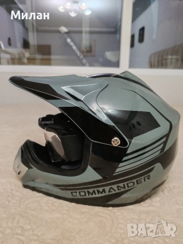 Каска за велосипед, мото,атв,тротинетка Commander, снимка 3 - Аксесоари за велосипеди - 52410367