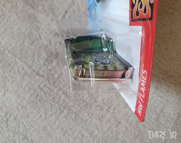 Hot Wheels STH - Ford Galaxie колекционерска количка Super Treasure Hunt, снимка 5 - Колекции - 46323647