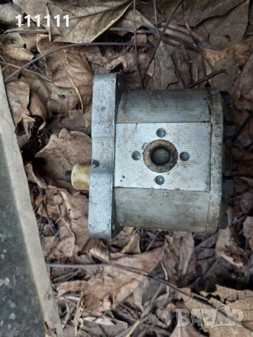 Хидравлична помпа , снимка 3 - Индустриална техника - 52966856