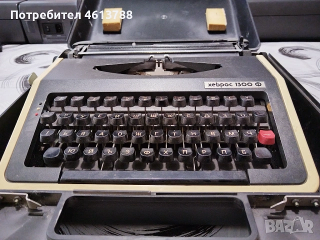 Пишеща машина Хеброс, снимка 4 - Антикварни и старинни предмети - 53838572