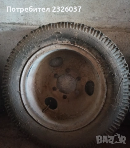 Продавам 2 бр гуми с джанти от ГАЗ 53 , снимка 2 - Селскостопанска техника - 53650751