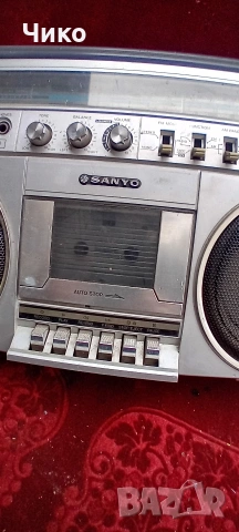 стар японски оригинален радиокасетофон Sanyo , снимка 8 - Антикварни и старинни предмети - 53054234