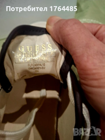 Дамски кецове Guess , снимка 4 - Кецове - 53249571