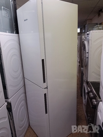 Комбиниран хладилник с фризер Миеле Miele с 2 години гаранция!, снимка 10 - Хладилници - 53001957