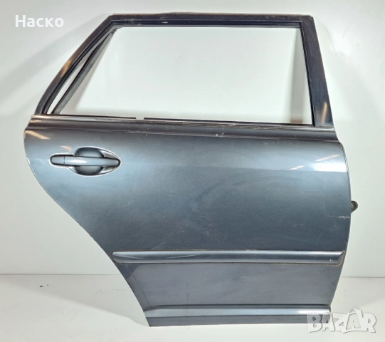 Предна Дясна Врата Toyota Avensis Station Wagon T25 Тойота Авенсис Комби Т25 2003-2008