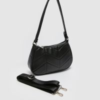 Дамска чанта през рамо тип багета LC Waikiki, 26x16x7 см, Черна, снимка 1 - Чанти - 45685585