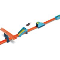Hot Wheels Track Builder - Комплект елементи за скок, снимка 4 - Коли, камиони, мотори, писти - 45149803