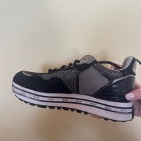 Обувки Liu jo, снимка 5 - Дамски ежедневни обувки - 45150300