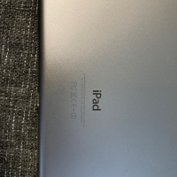 Apple iPad за части, снимка 10 - Таблети - 45060940