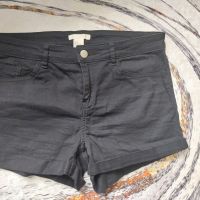 Дамски къси панталонки в черно , снимка 1 - Къси панталони и бермуди - 45888546
