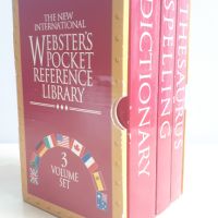 Webster's Pocket Reference Library - комплект тъклонвен, синонимен и правописен речник на английски, снимка 1 - Чуждоезиково обучение, речници - 45751369