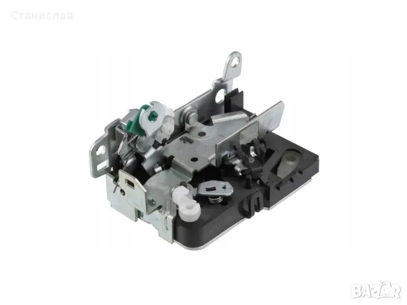 Iveco Daily 4 Брава за предна дясна врата , снимка 1