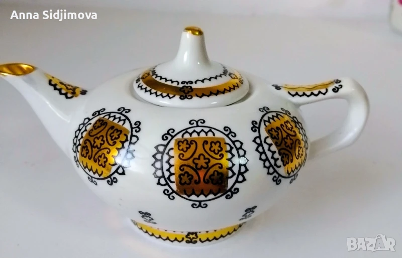 Руски порцелан чайник, снимка 1