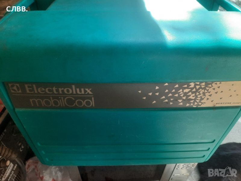 Продавам къмпинг хладилник ELECTROLUX , снимка 1