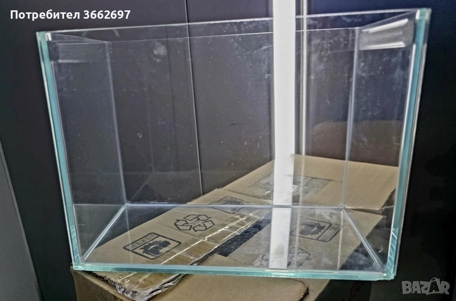 Аквариум 6 литра със стъклен капак, снимка 1