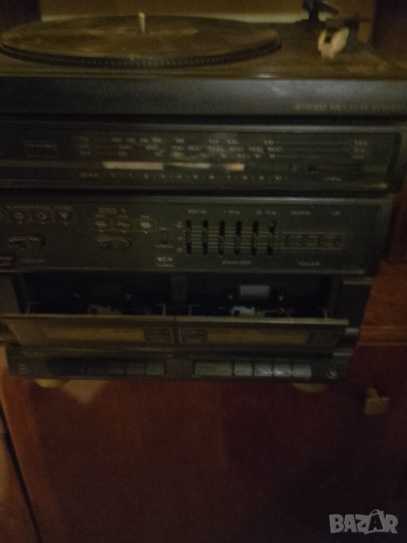 Радиокасетофон ,с две касети, грамофон, две отделни тонколони  "Mekosonik", снимка 1