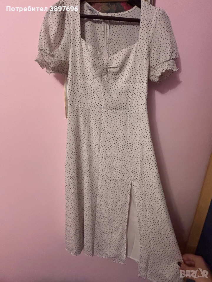 Бяла рокля на точки , снимка 1