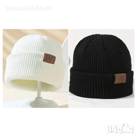 Нова зимна детска шапка с етикет W в черен цвят