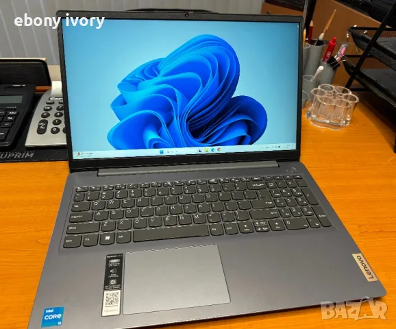 Продавам чисто нов лаптоп Lenovo ideapad i3 1215i 15.6” ssd 256 ram 8gb, снимка 2 - Лаптопи за работа - 47131364