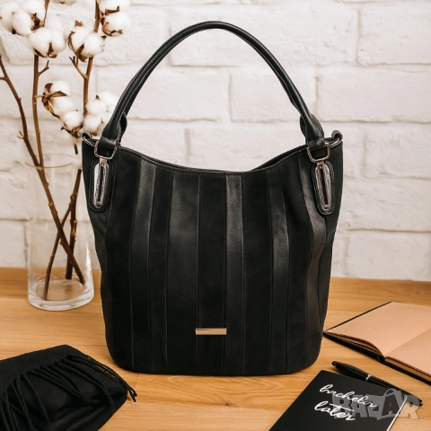 Дамска чанта с голямо отделение и елегантен дизайн, снимка 6 - Чанти - 51884472