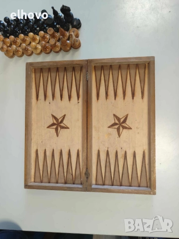 Стар дървен шах/табла, снимка 3 - Антикварни и старинни предмети - 51753864