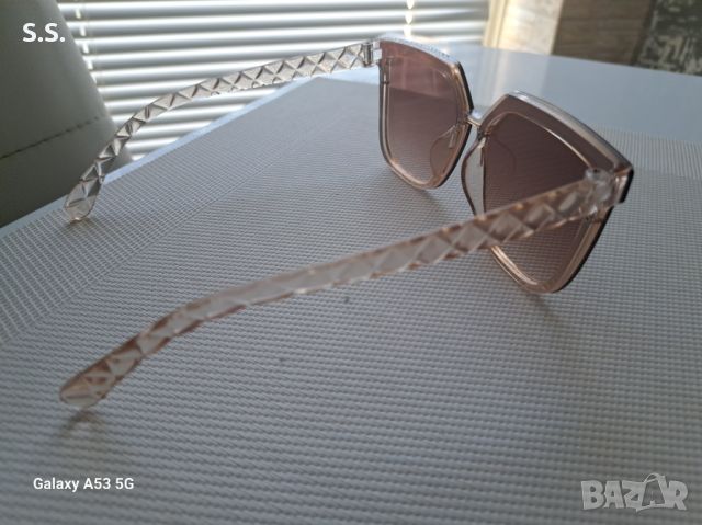 Дамски слънчеви очила, снимка 5 - Слънчеви и диоптрични очила - 46262711