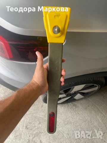 Лост за заключване на волан 