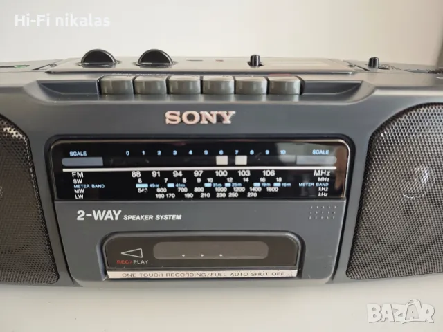 FM стерео радио касетофон SONY CFS-200L, снимка 2 - Радиокасетофони, транзистори - 46956199