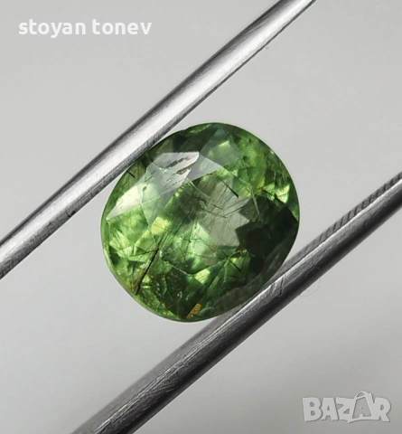 Уникален колекционерски камък – 4.50 карата натурален рутилен ябълково-зелен перидот от Пакистан!, снимка 5 - Други - 53774887