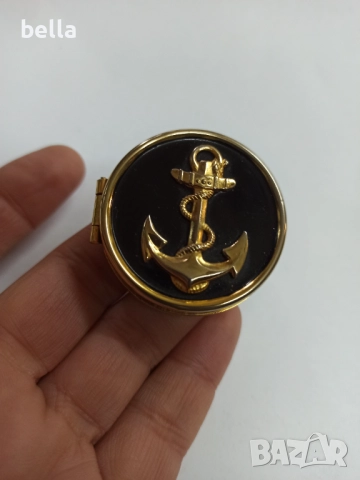 Малка кутийка с котва за енфие ., снимка 2 - Антикварни и старинни предмети - 52676272