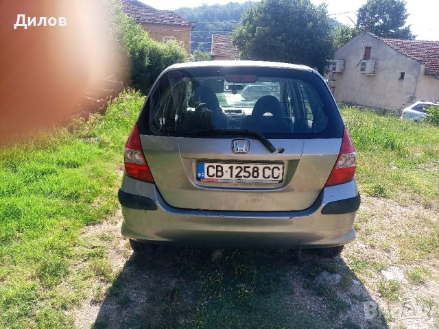 Продавам Honda jazz, снимка 5 - Автомобили и джипове - 46271054