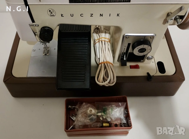 Програмна шевна машина Лучник 438-Отлична!, снимка 5 - Шевни машини - 54093243