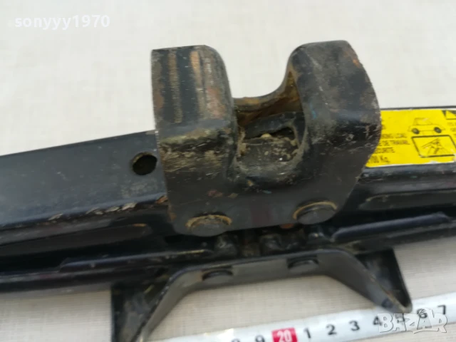 TOYOTA-1100KG-ОРИГИНАЛЕН КРИК ВНОС SWISS 1606251055, снимка 4 - Аксесоари и консумативи - 50680934