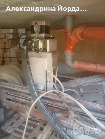 фреза, снимка 2 - Хидравлични и пневматични чукове - 52196242