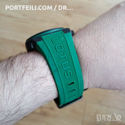 Нов Хронограф Lotus с карбонова каса, 100м, MIYOTA Serie OS, снимка 9 - Мъжки - 54051991