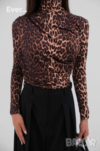 Блуза с леопардов принт, снимка 3 - Блузи с дълъг ръкав и пуловери - 52292694