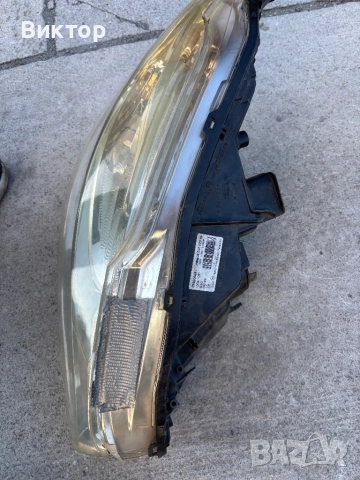 Фарове за Peugeot 208, снимка 2 - Части - 52795683