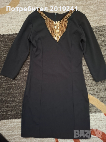 Черена рокля със златисти елементи, снимка 2 - Рокли - 53215192