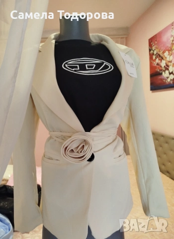 Уникално сако с коланче , снимка 3 - Сака - 53467680