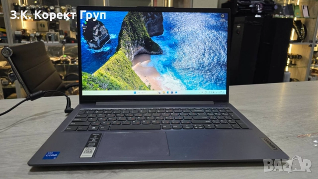 Лаптоп Lenovo IdeaPad Slim 3