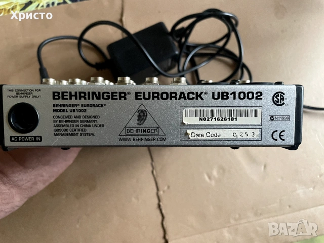 Аудио миксер Behringer UB1002, снимка 6 - Ресийвъри, усилватели, смесителни пултове - 54279059