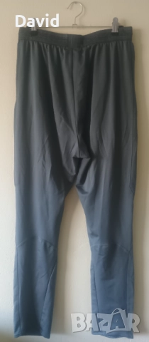 Оригинално долнище на Тотнъм , снимка 2 - Спортни дрехи, екипи - 51537059